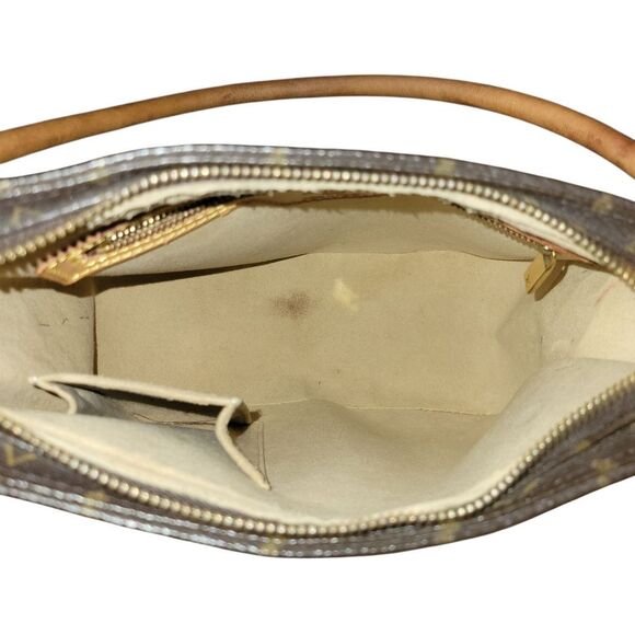 Louis Vuitton Monogram MM Looping Bag - Picture 10 of 16